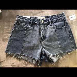 Pacsun jean shorts size 25 High Rise NWT